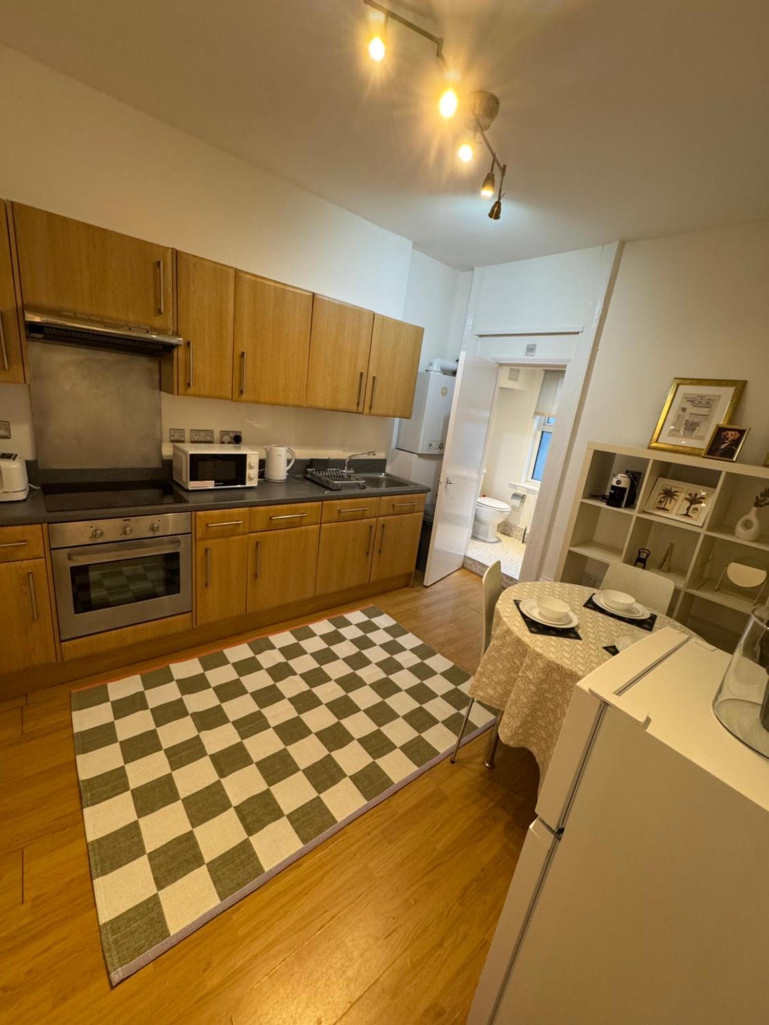 Chic & Cozy A Step From Camden Road St Appartement *